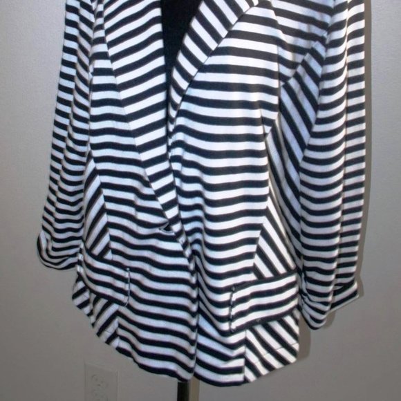 ANA- Smart Casual Jacket - Striped Black & White Blazer - Picture 5 of 12